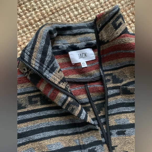 Jack by BB Dakota jacket in a size XS. Vintage inspired print and lightweight. - Picture 7 of 7